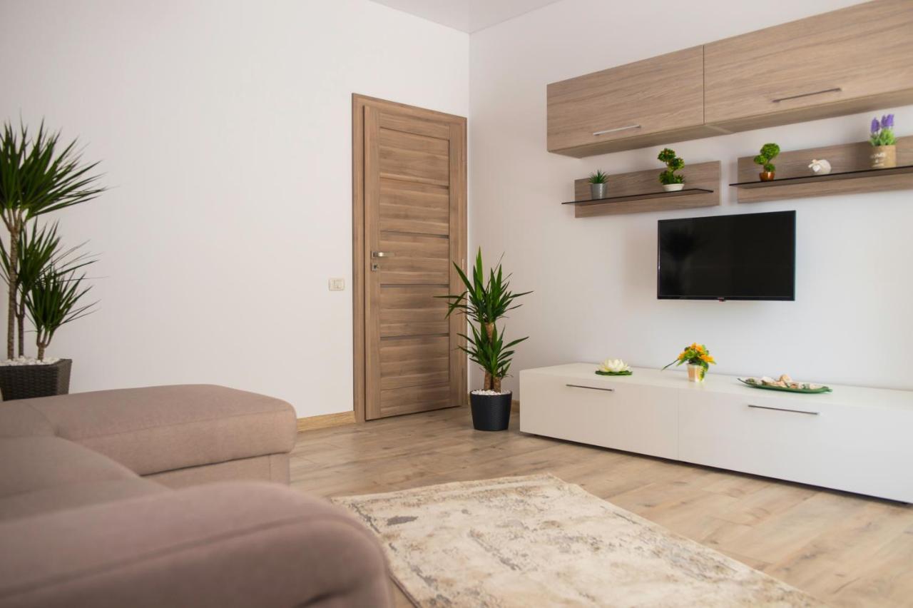 Năvodari Golden Shell Apartment Mamaia Nord מראה חיצוני תמונה